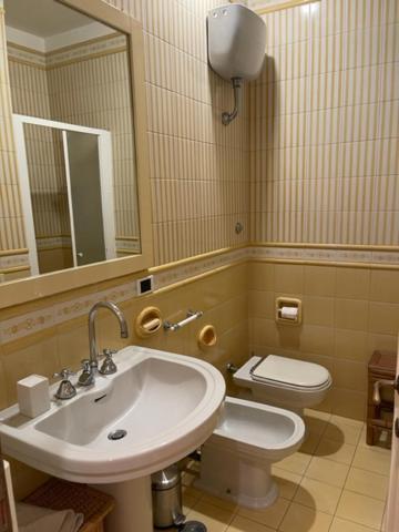 Appartamento "Casa Girasole" Con Accesso Diretto Alla Spiaggia Porto Santo Stefano  Ngoại thất bức ảnh